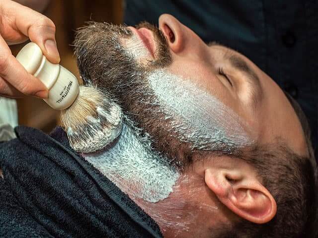 Royal shave in Topboy Barbershop: Foam applying